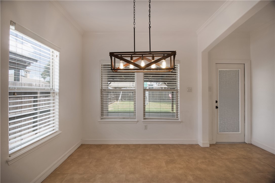 2633 Date Palm Dr