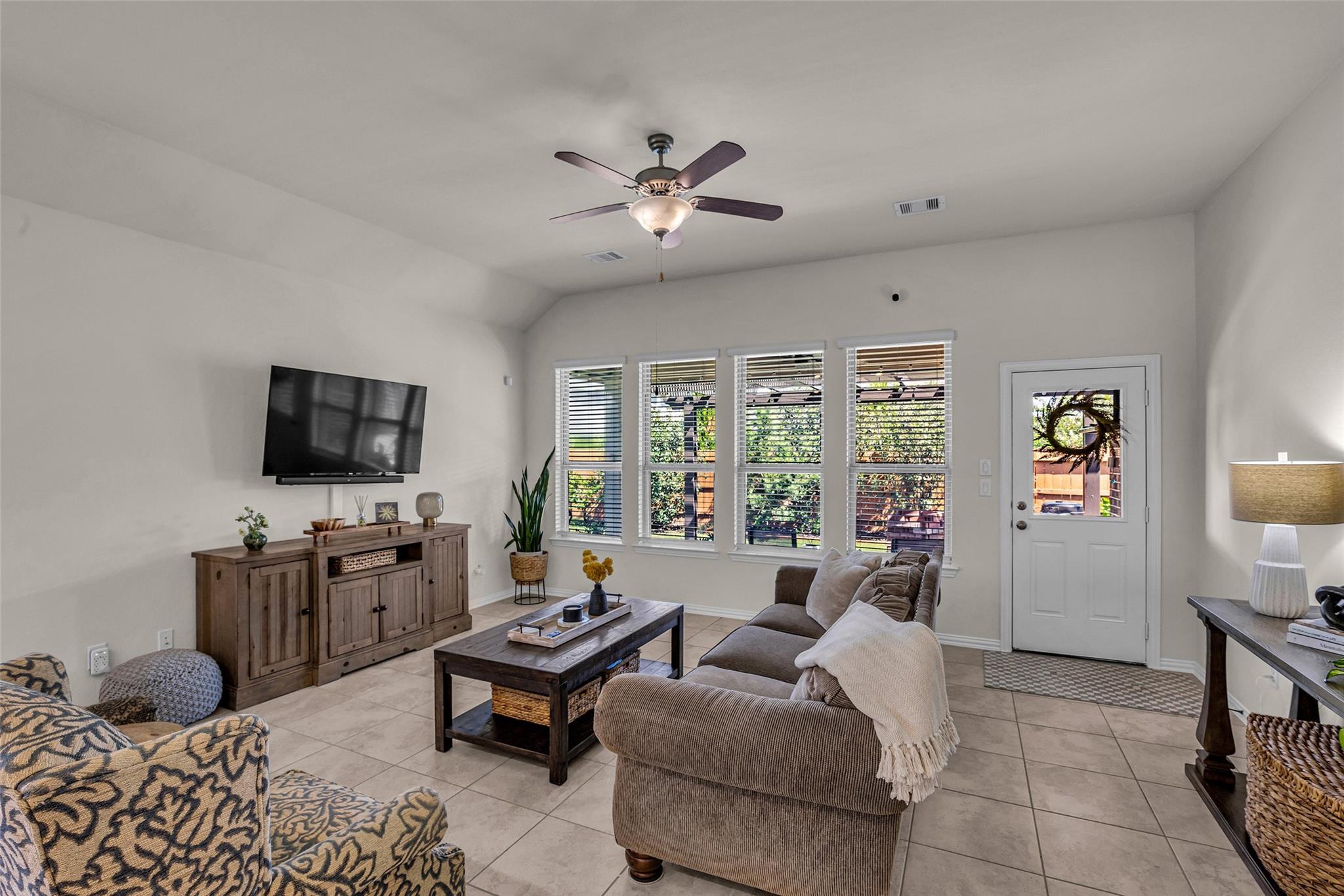 6806 Hartford Cliff Court
