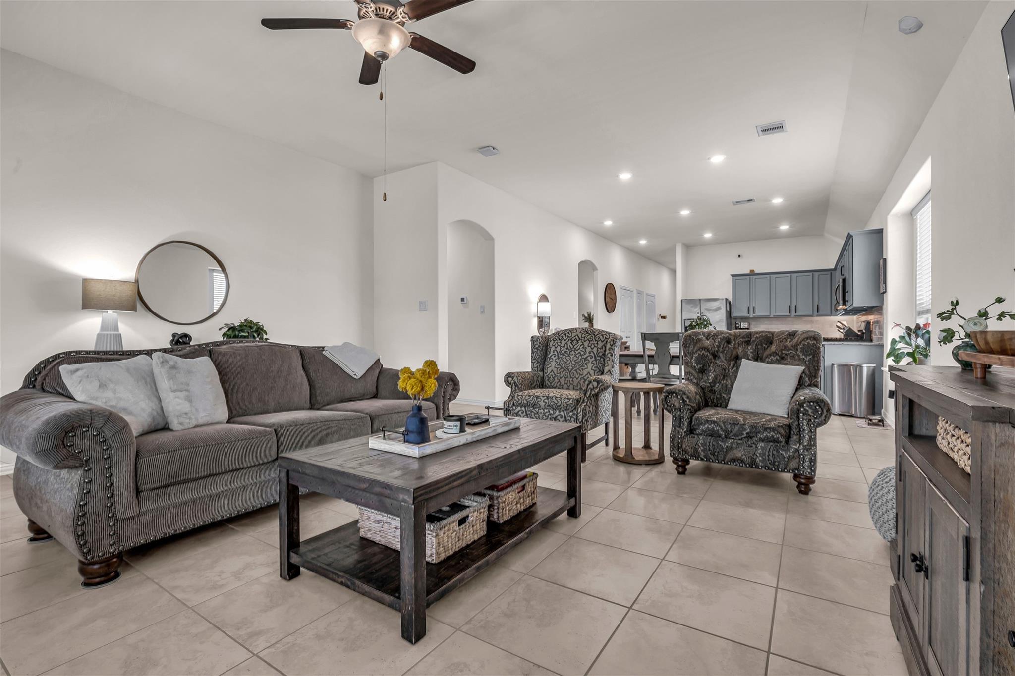 6806 Hartford Cliff Court