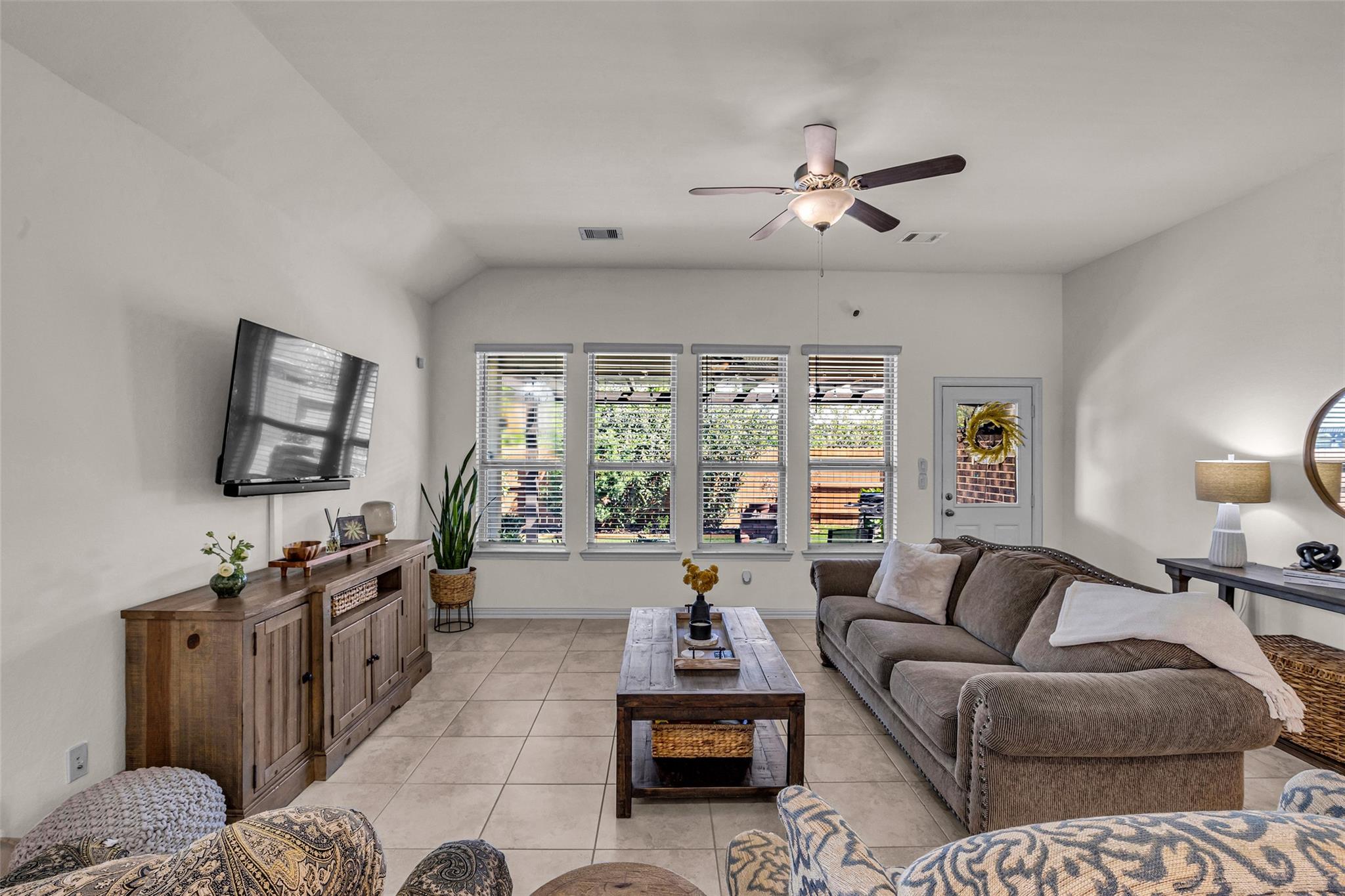 6806 Hartford Cliff Court