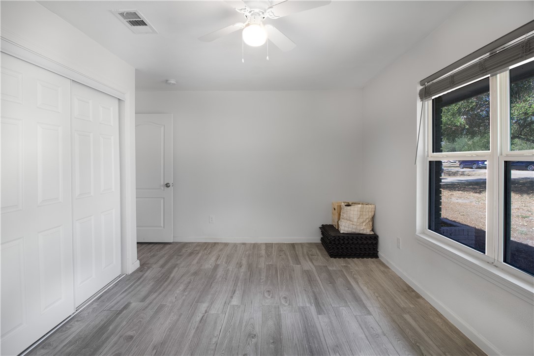 818 W Wildwood Dr