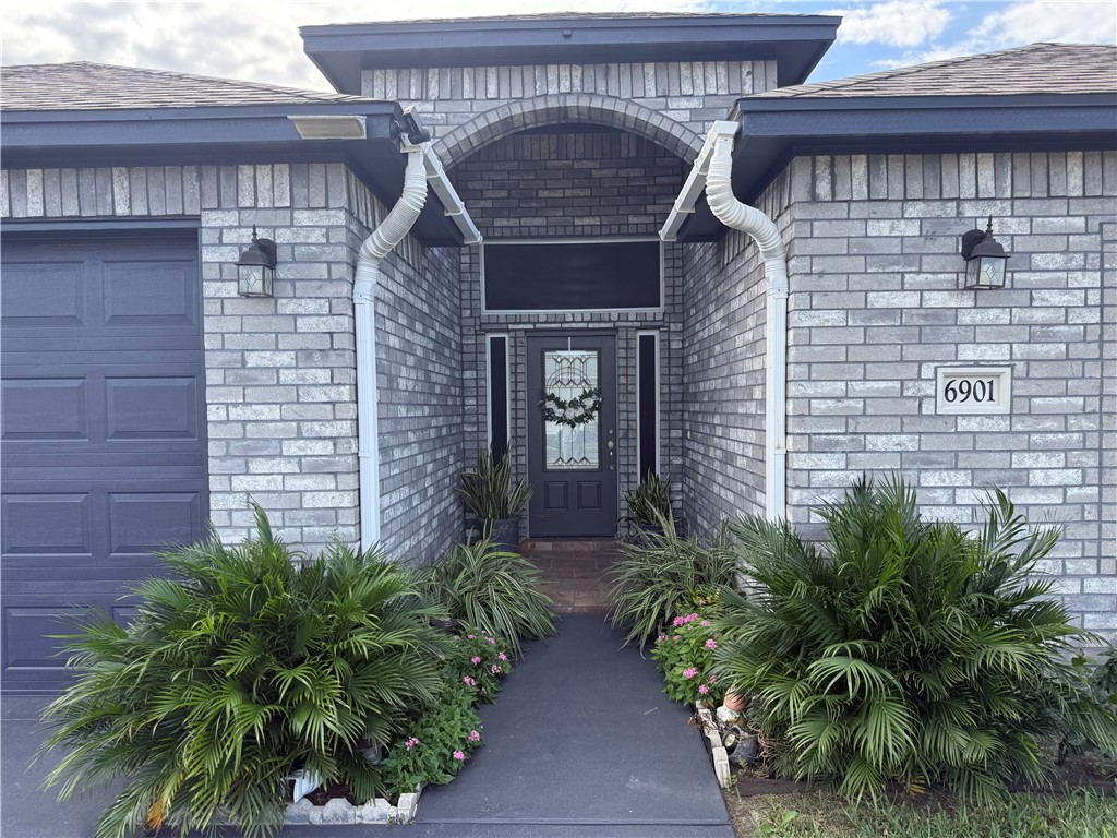 6901 Mets Ct