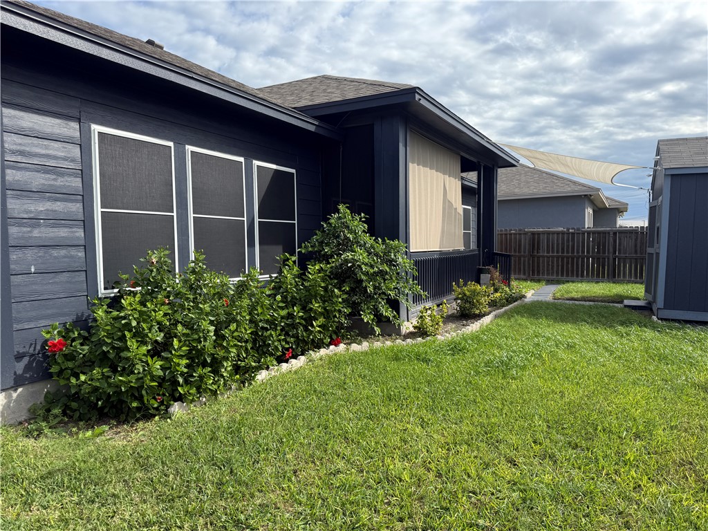 6901 Mets Ct
