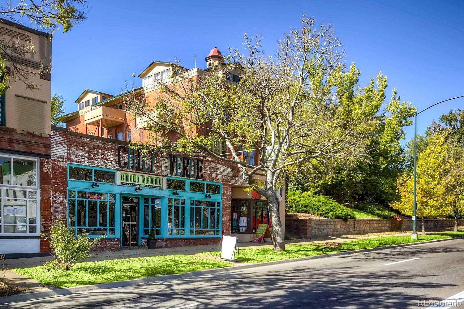 2833 W 25th Avenue Unit: 3