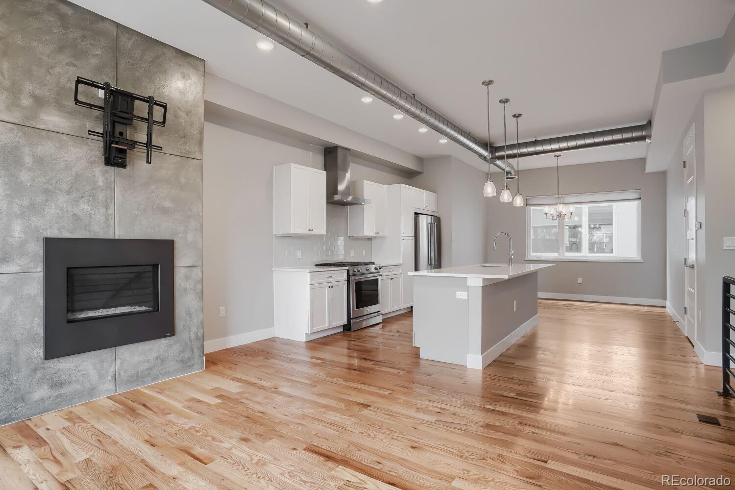 2833 W 25th Avenue Unit: 3