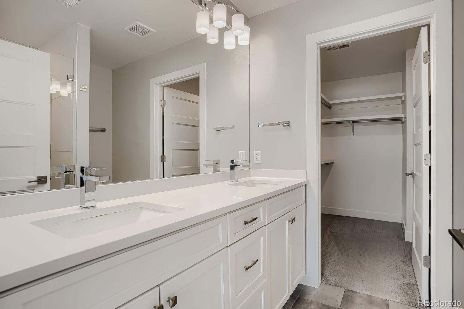 2833 W 25th Avenue Unit: 3