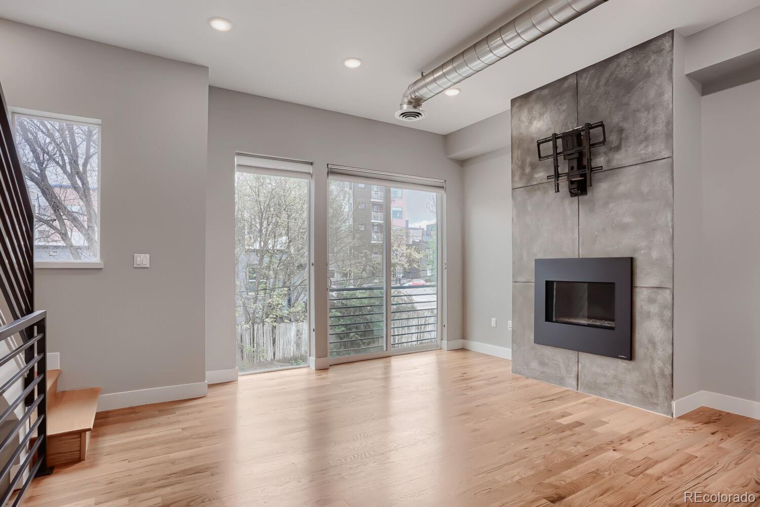 2833 W 25th Avenue Unit: 3
