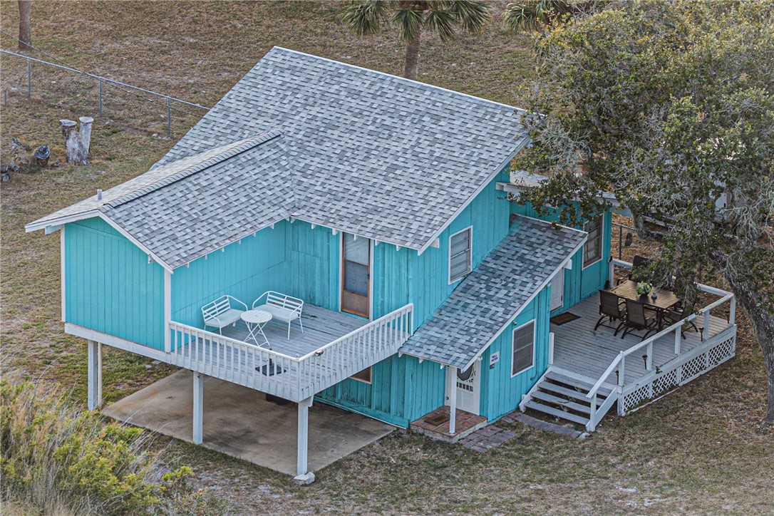 134 Live Oak St