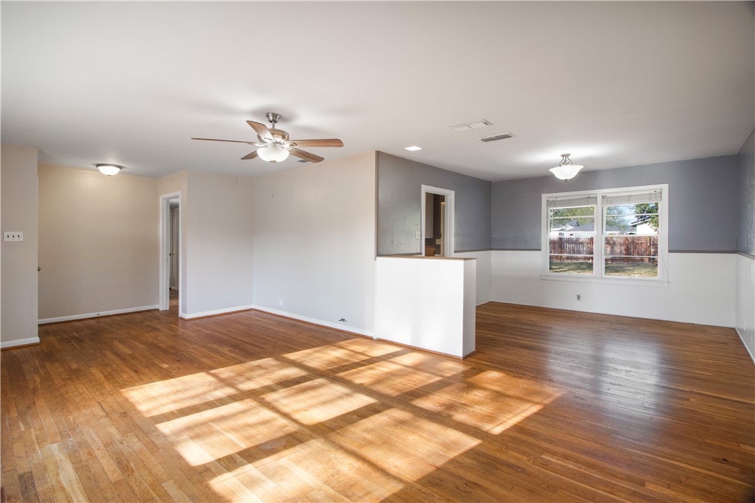 623 Field Ave