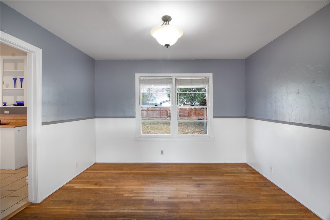 623 Field Ave