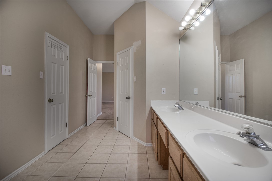 4818 Lake Granbury Dr