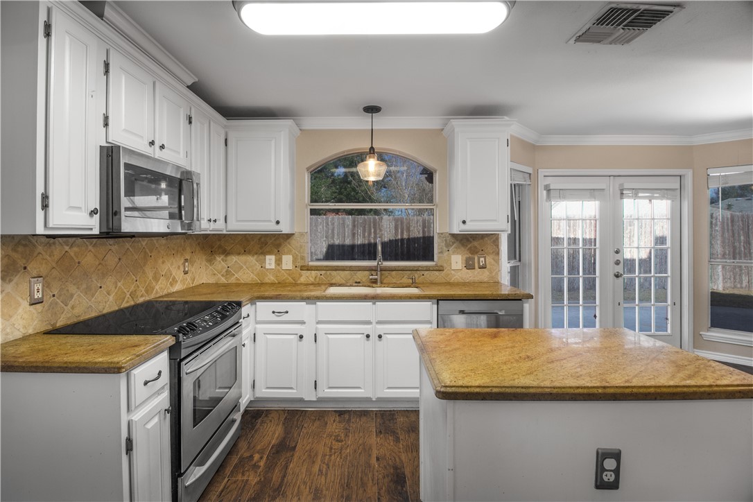 4818 Lake Granbury Dr