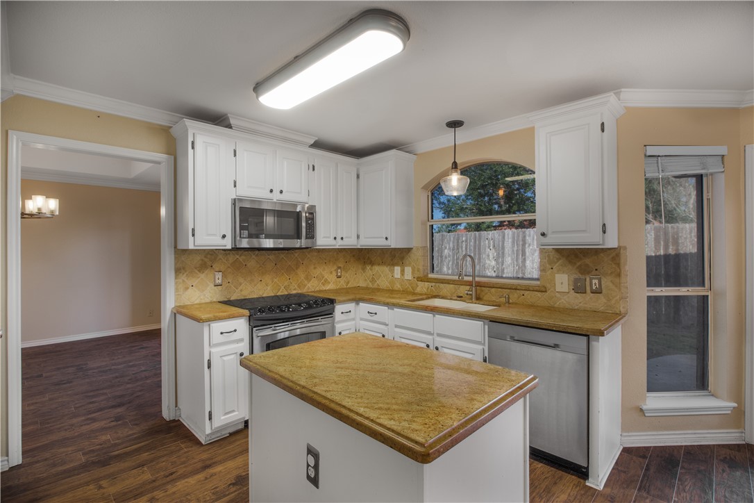 4818 Lake Granbury Dr