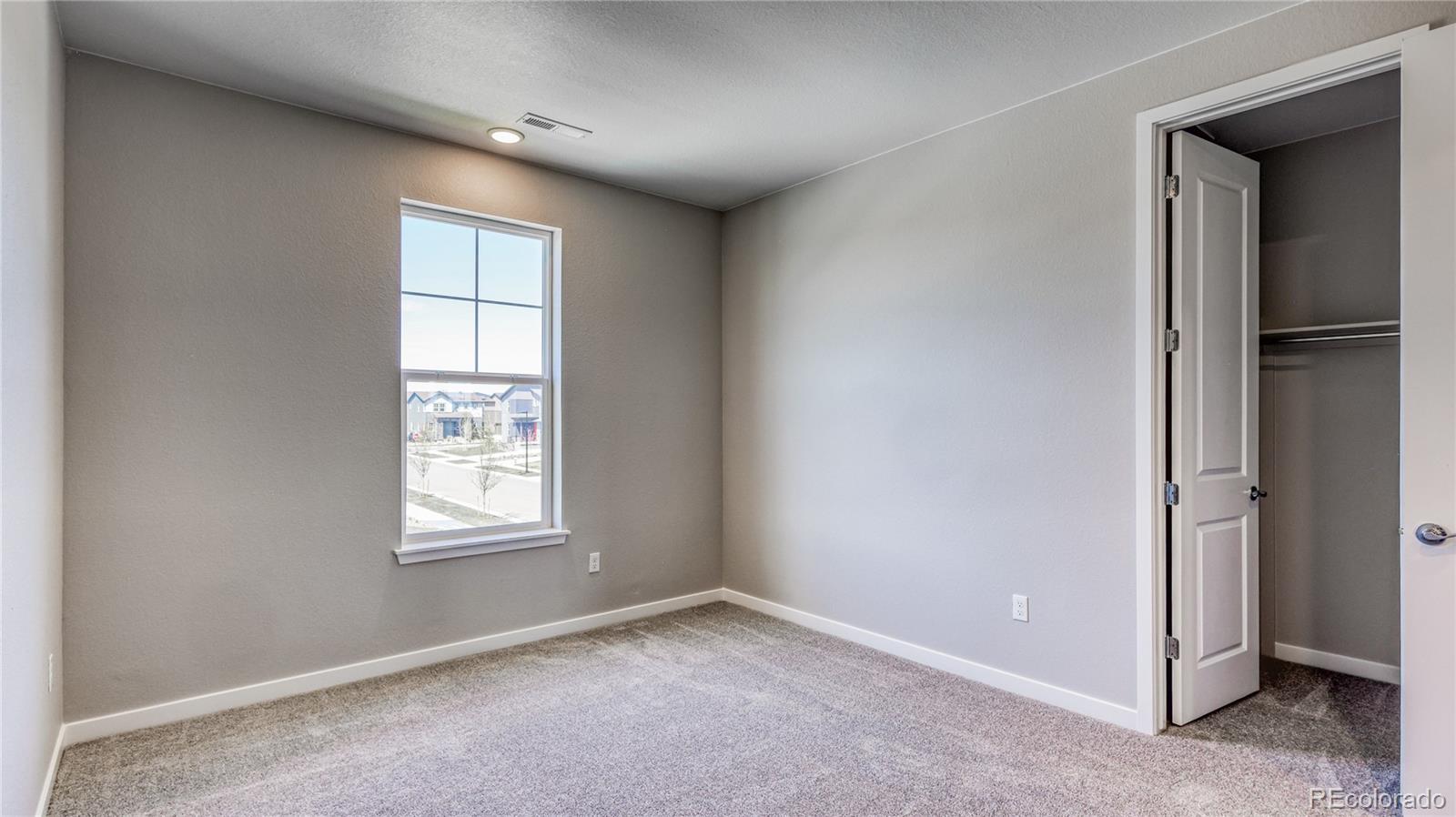 23690 E 39th Place