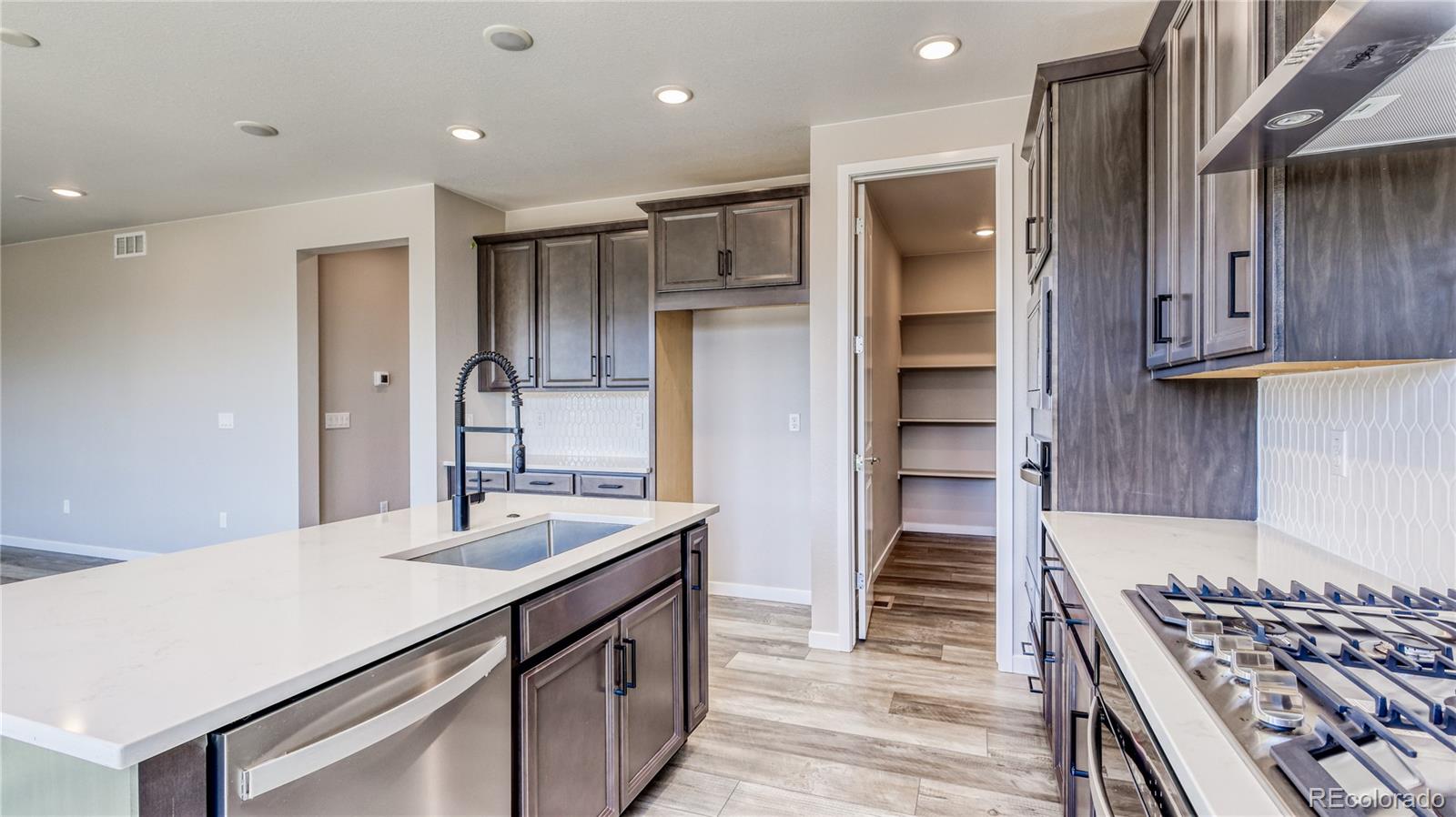 23690 E 39th Place