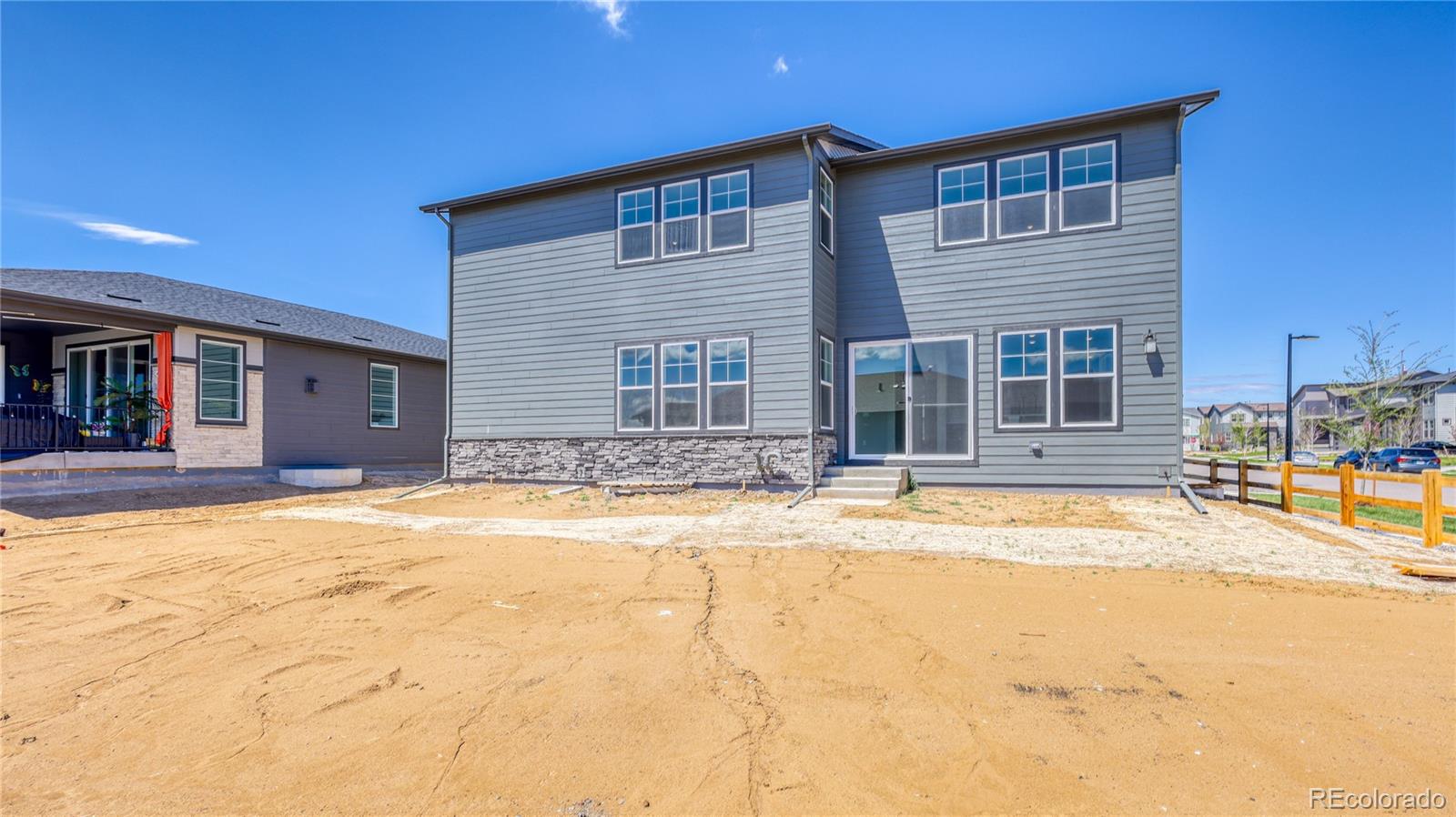 23690 E 39th Place