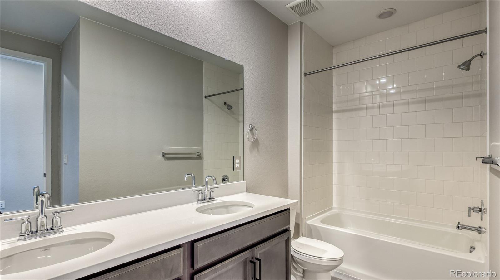 23690 E 39th Place