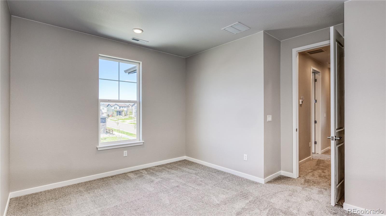 23690 E 39th Place