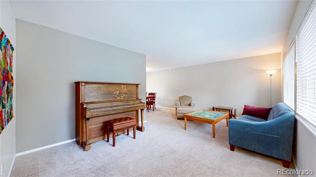 3368 S Richfield Way
