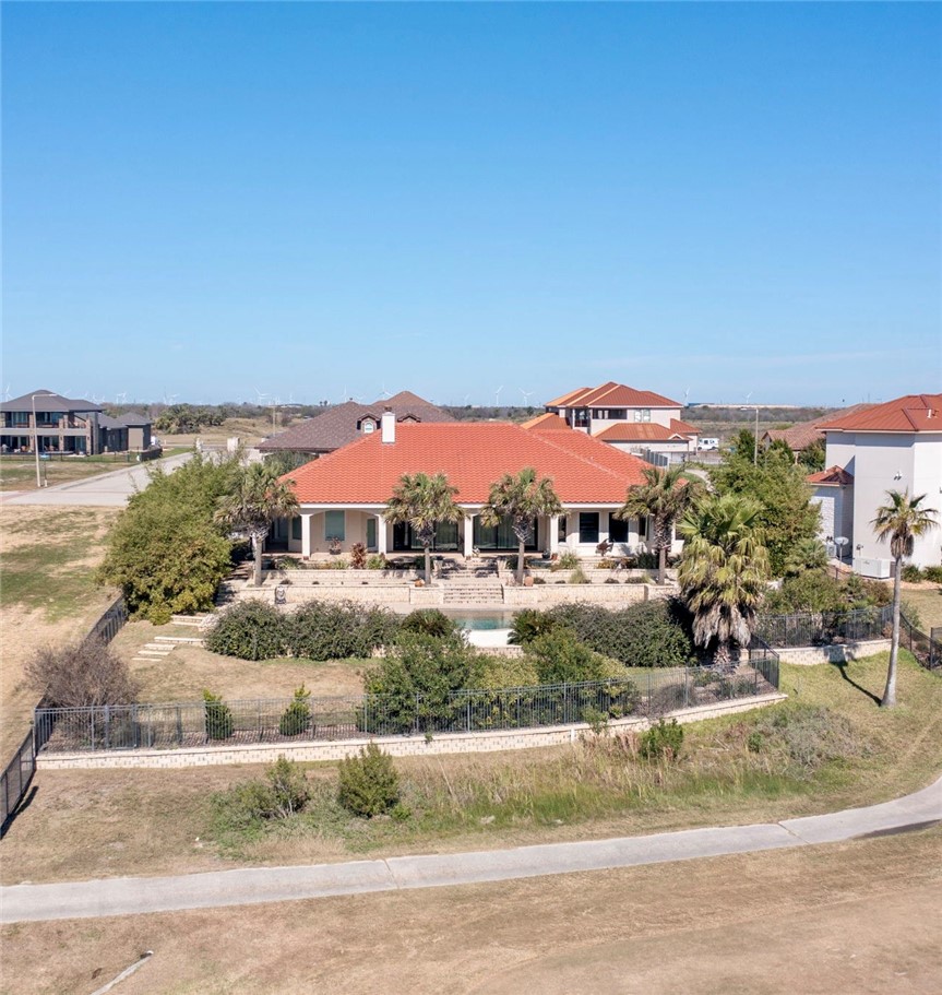 112 Baypoint Dr