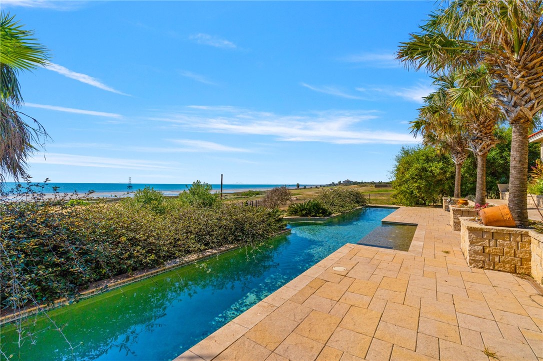 112 Baypoint Dr