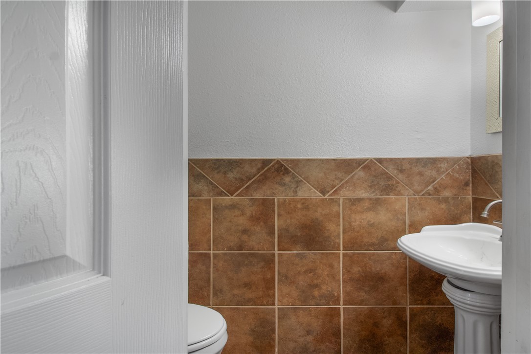 4141 Whiteley Dr 403