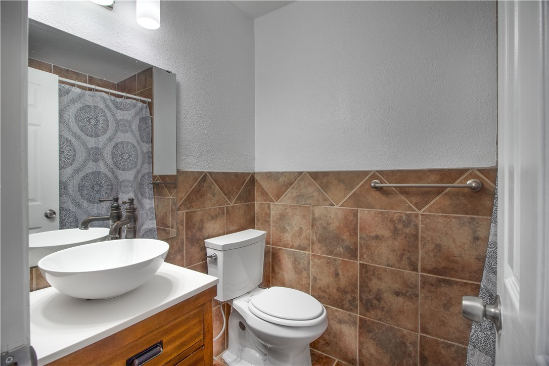 4141 Whiteley Dr 403