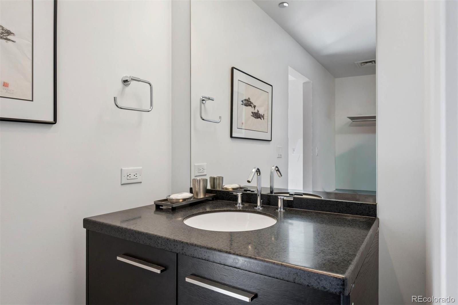 55 W 12th Avenue Unit: PH608