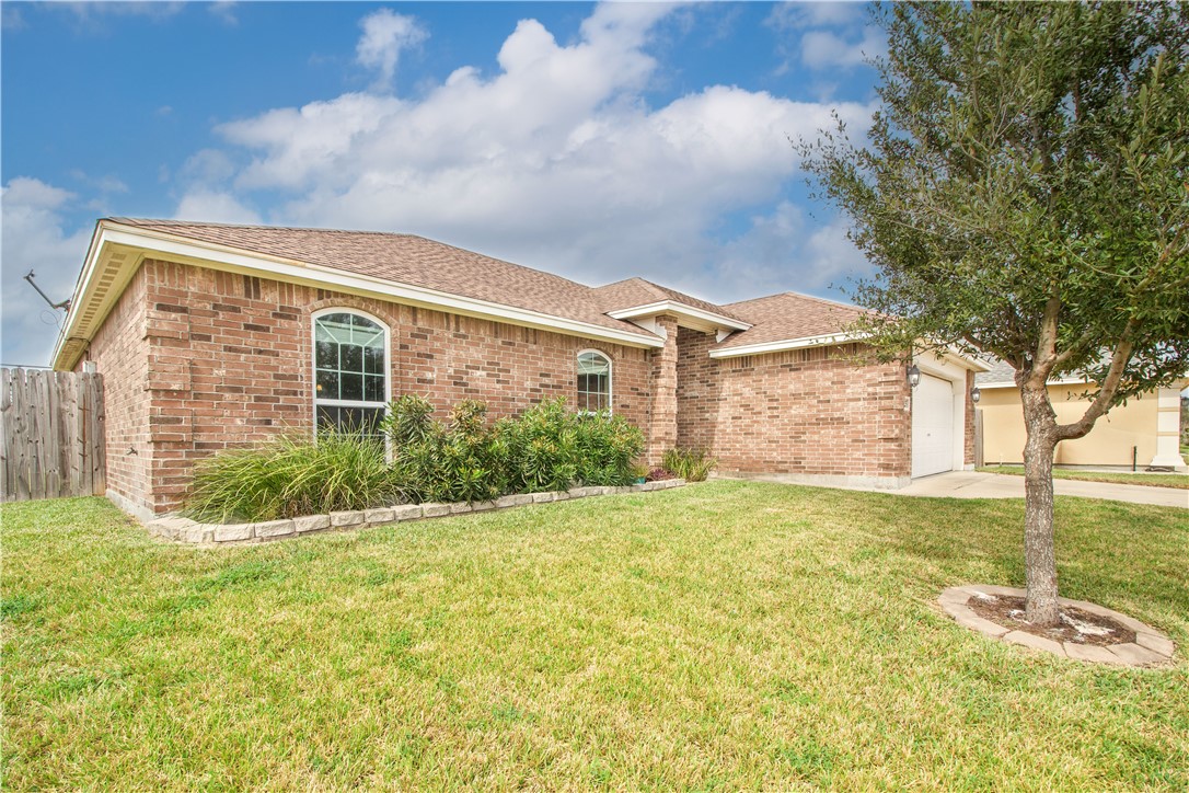 3825 Kangaroo Ct