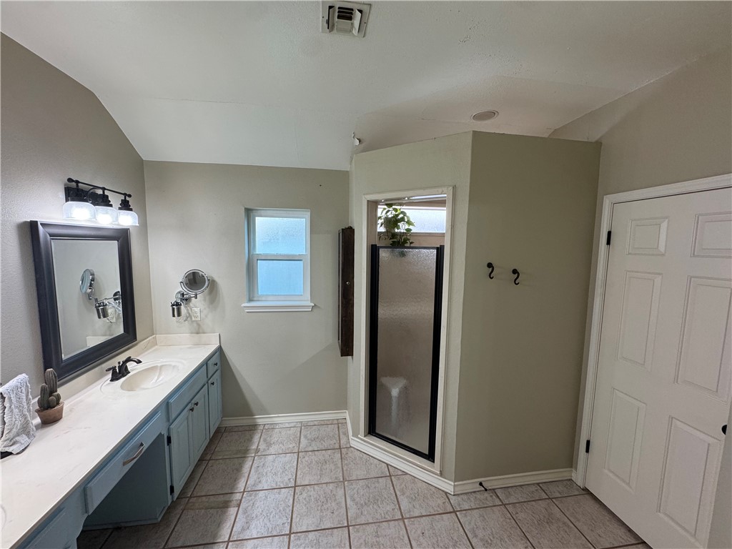 323 Long Point