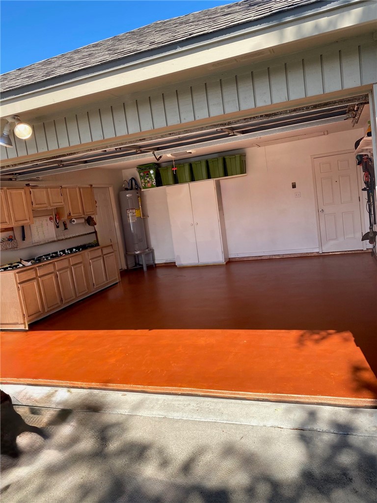 323 Long Point