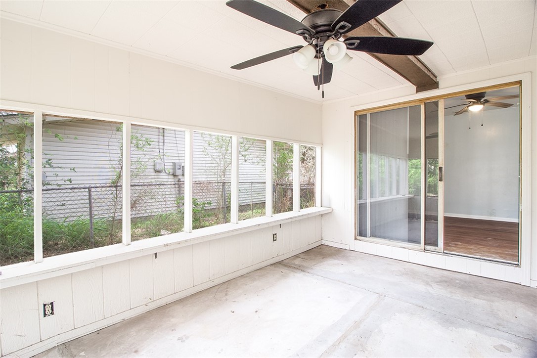 900 E Hancock St