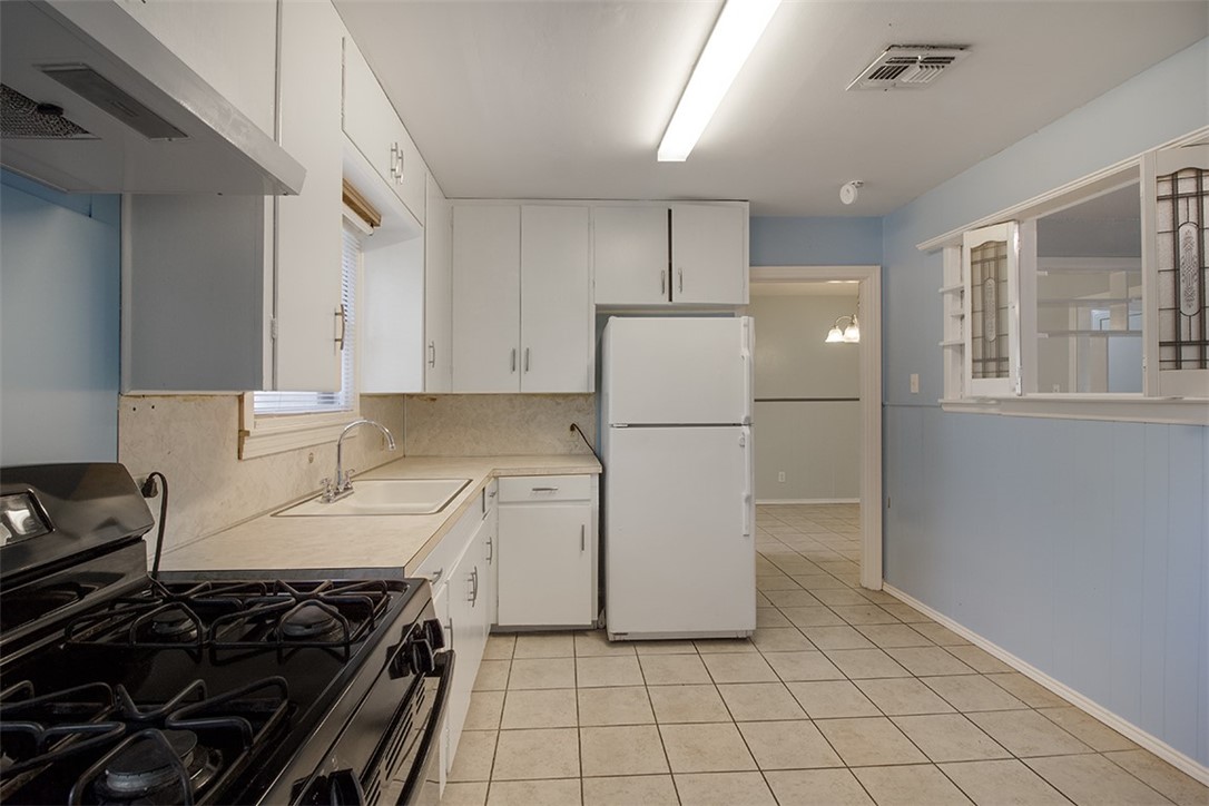 900 E Hancock St