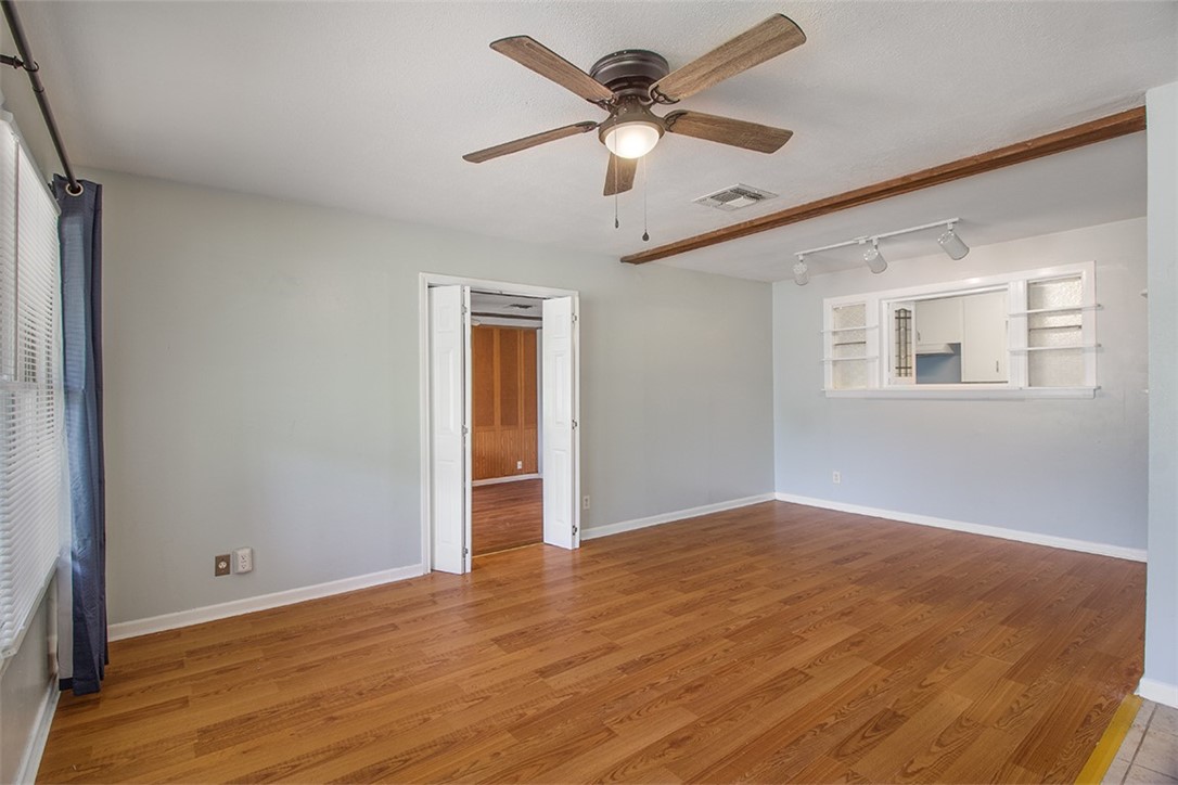900 E Hancock St