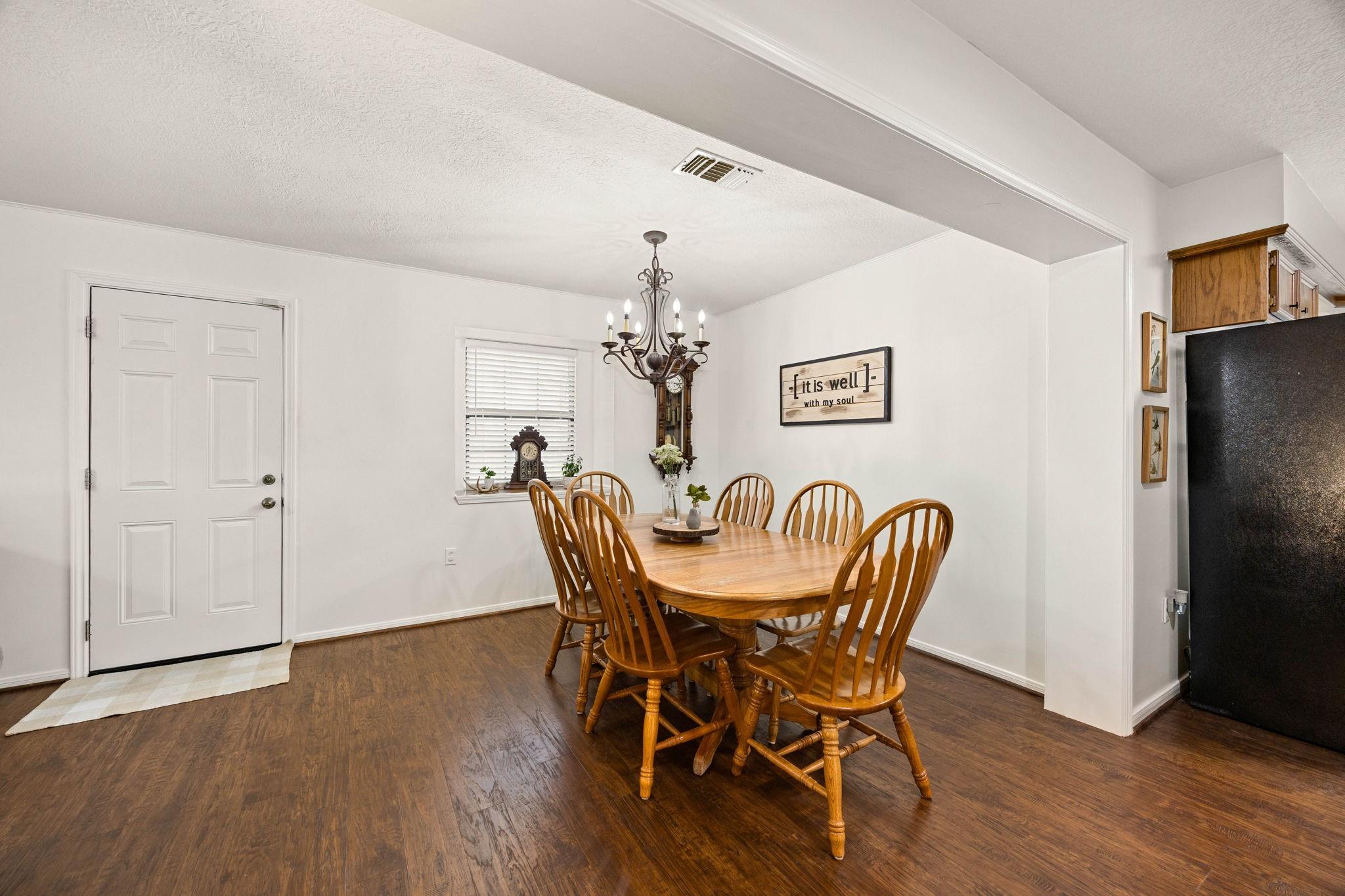 20014 Fernwood Circle