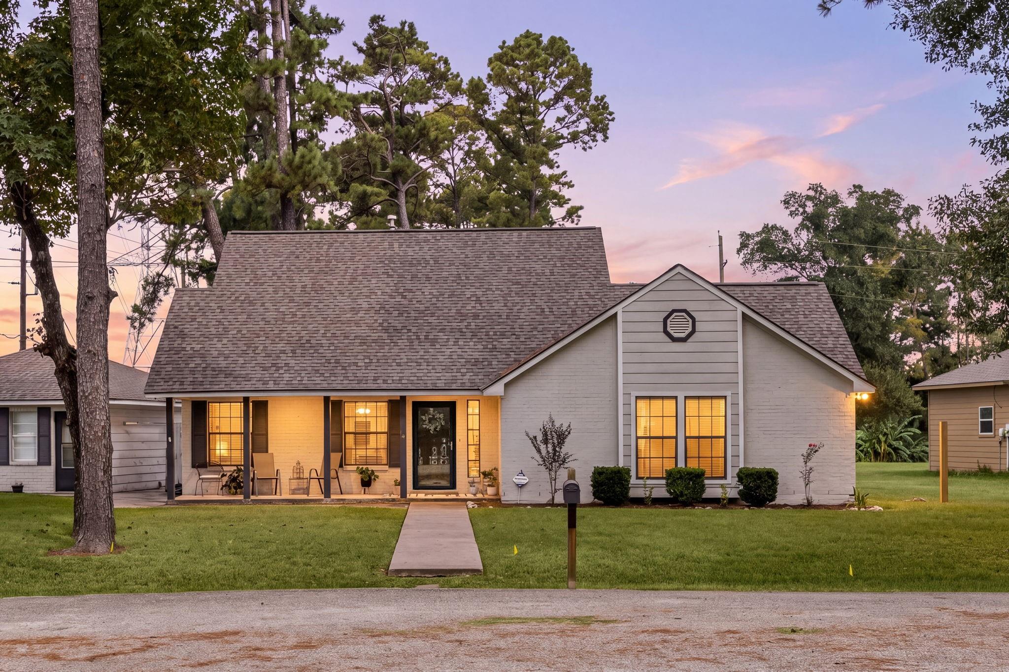 20014 Fernwood Circle