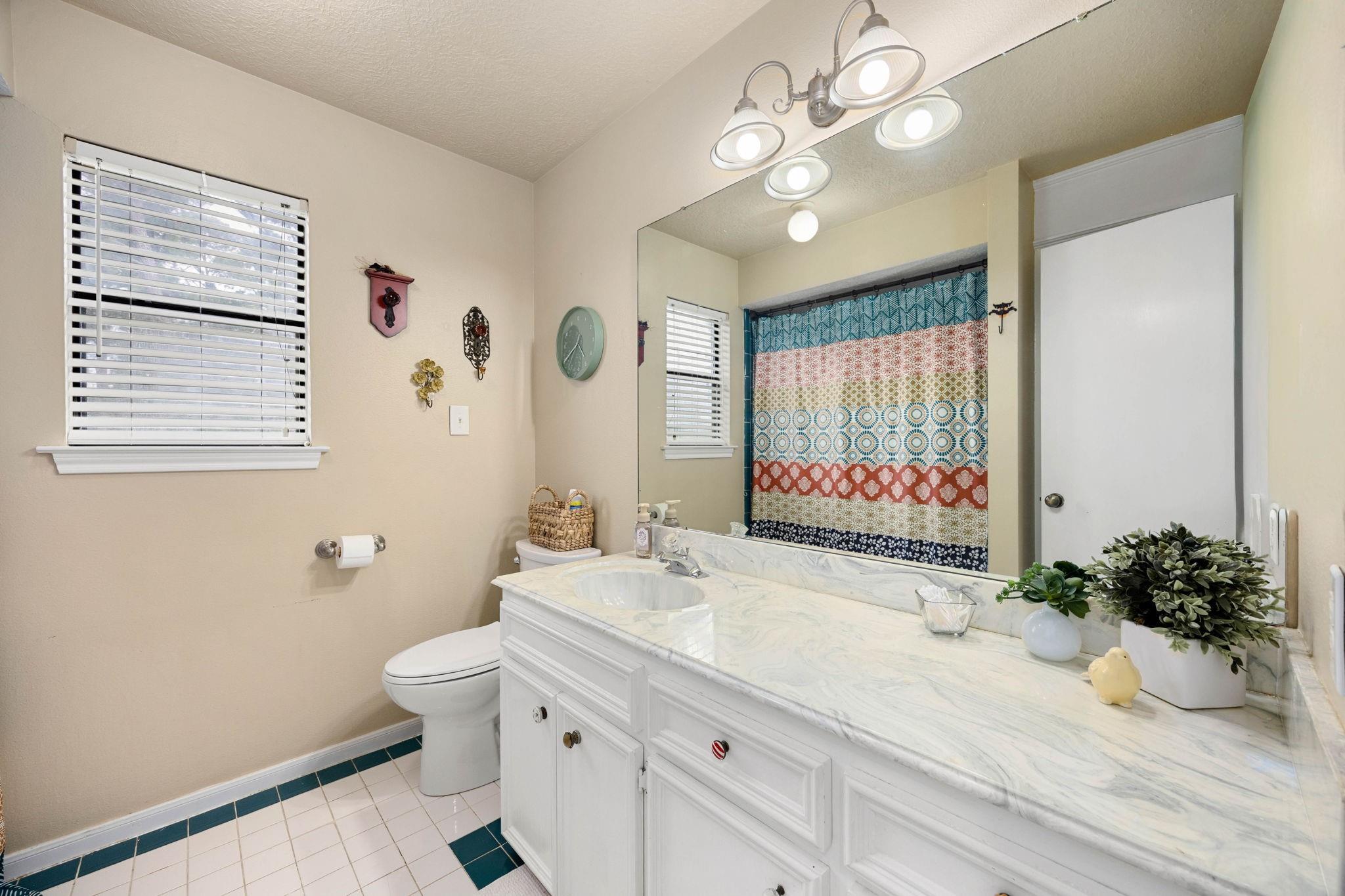 20014 Fernwood Circle