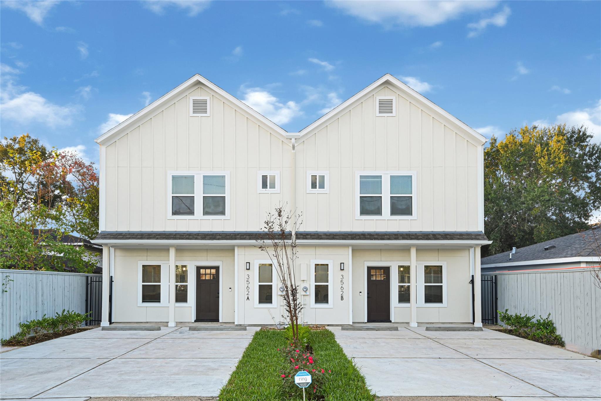 3845 Lydia Street