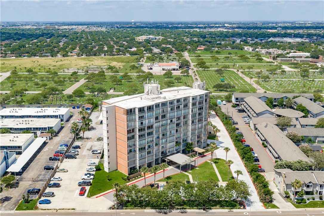 4600 Ocean Dr 702