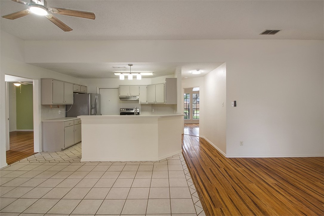 2155 Spring Park Dr