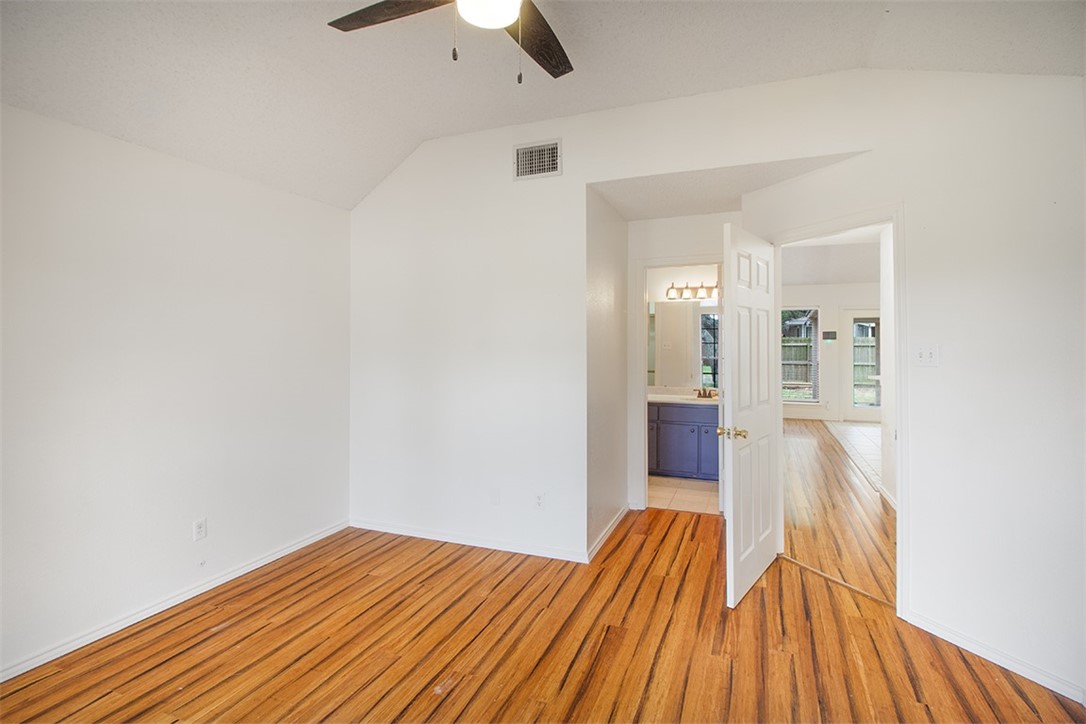 2155 Spring Park Dr