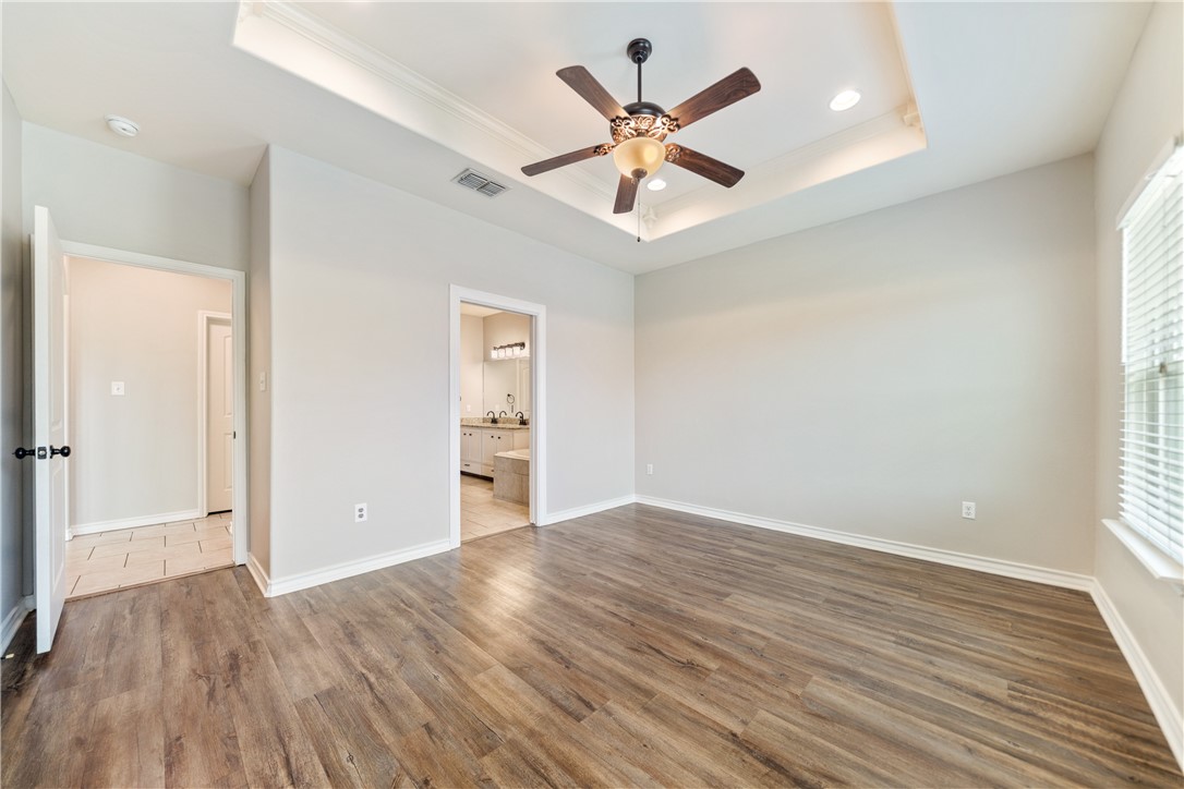 7214 S Lake Bliss Cir