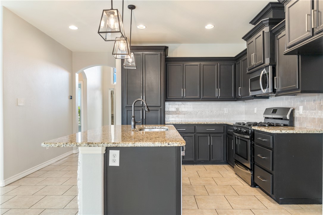 7214 S Lake Bliss Cir
