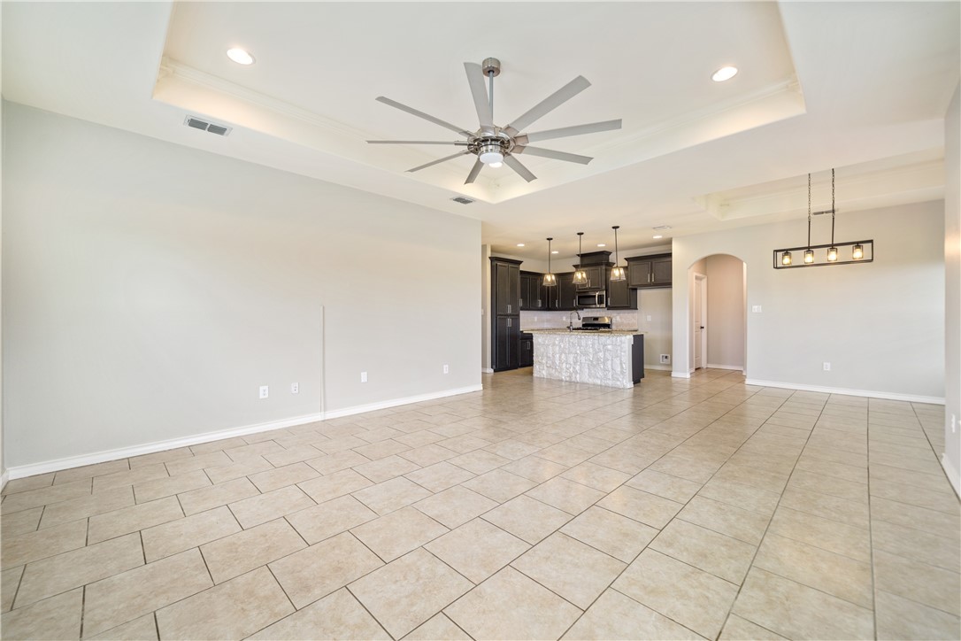 7214 S Lake Bliss Cir