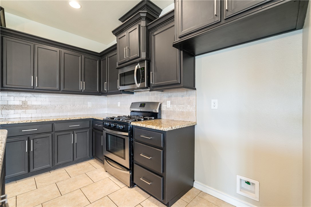 7214 S Lake Bliss Cir