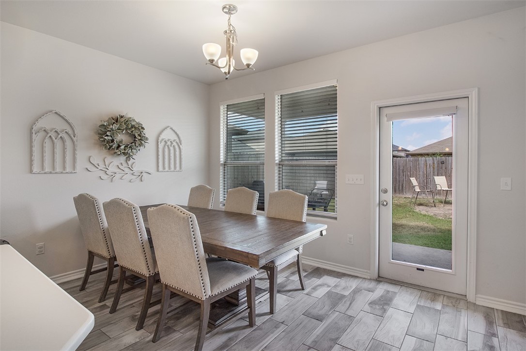 1012 Ocean Breeze