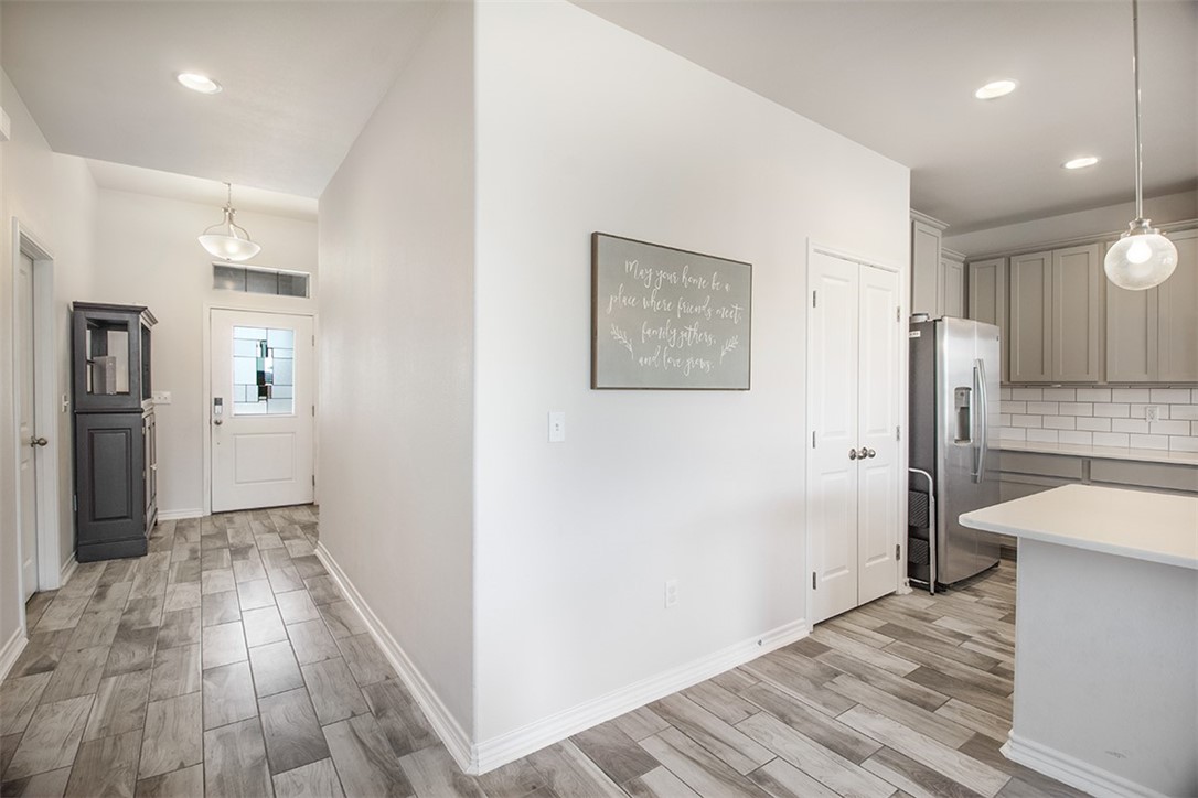 1012 Ocean Breeze