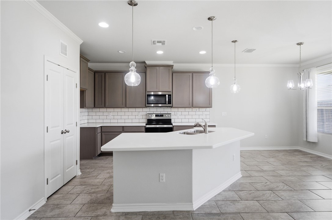 1036 Ocean Breeze