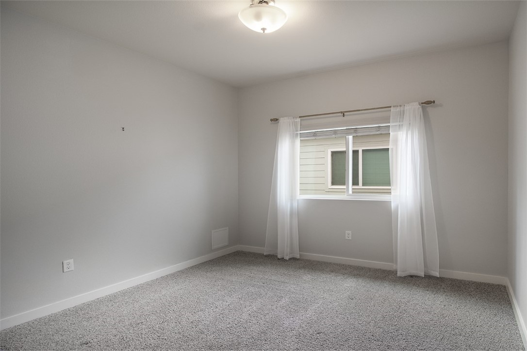 1911 Estes Flats Dr