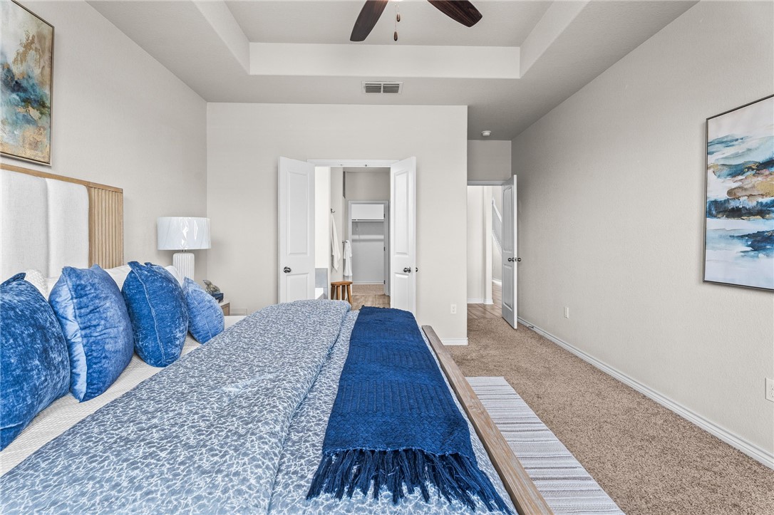 8142 Luz De Luna St